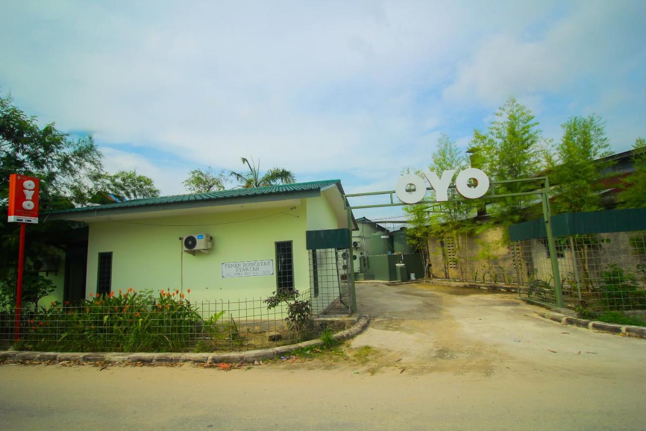 Oyo 1596 Taman Homestay Syariah Dumai Extérieur photo