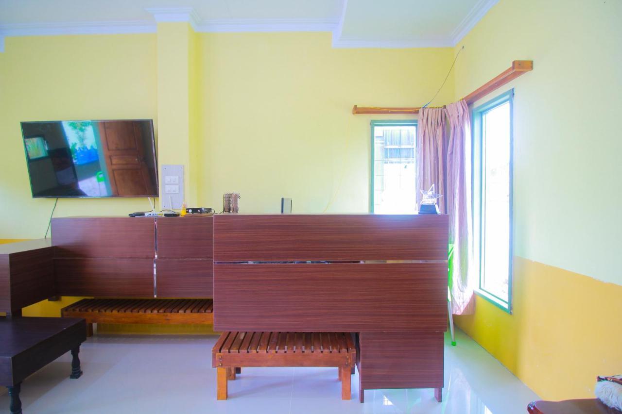 Oyo 1596 Taman Homestay Syariah Dumai Extérieur photo