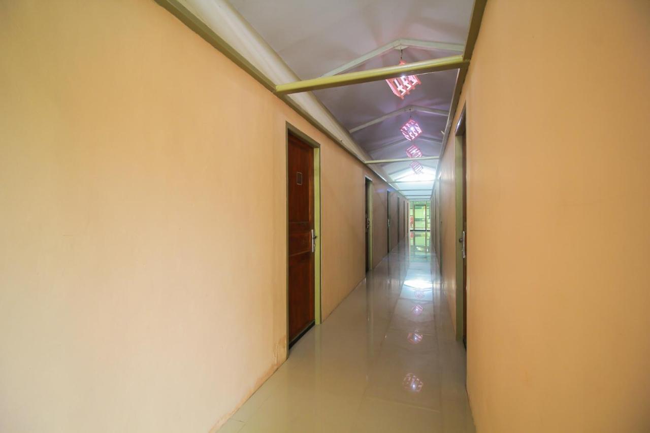 Oyo 1596 Taman Homestay Syariah Dumai Extérieur photo