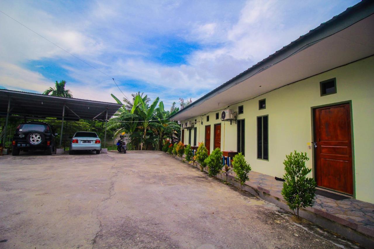 Oyo 1596 Taman Homestay Syariah Dumai Extérieur photo
